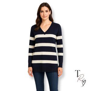 GAP Eversoft V-Neck Sweater in Navy & White Stripes Size Medium TALL